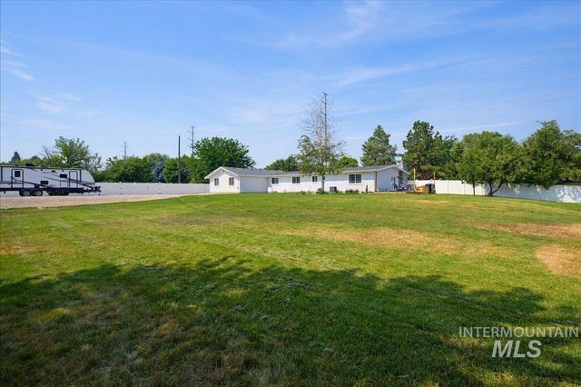2480 S Cloverdale Rd, Boise, ID 83709