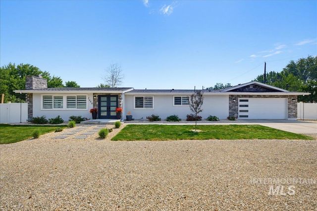 2480 S Cloverdale Rd, Boise, ID 83709