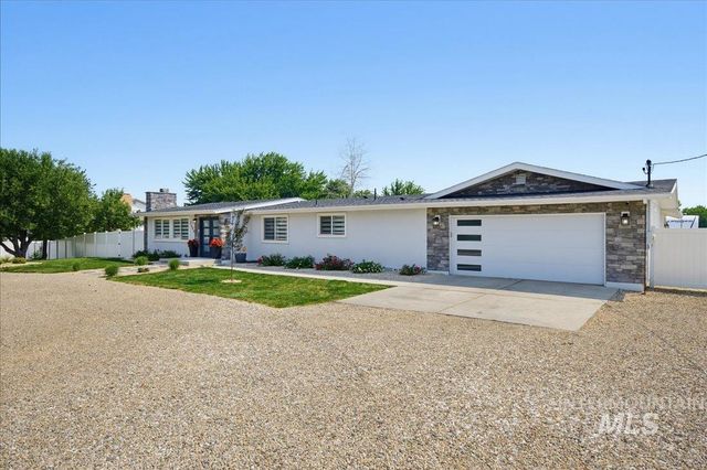 2480 S Cloverdale Rd, Boise, ID 83709