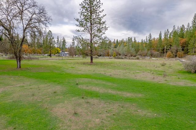 12987 Hidden Valley Rd, Grass Valley, CA 95949