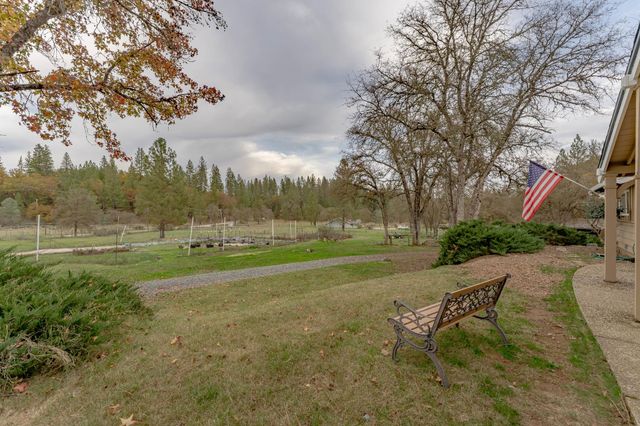 12987 Hidden Valley Rd, Grass Valley, CA 95949