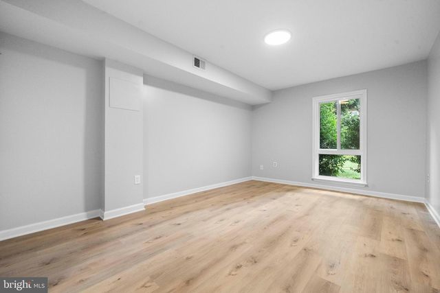 3824 PERSIMMON CIR, Fairfax, VA 22031