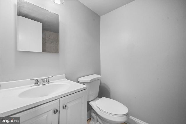 3824 PERSIMMON CIR, Fairfax, VA 22031