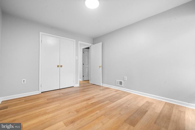 3824 PERSIMMON CIR, Fairfax, VA 22031