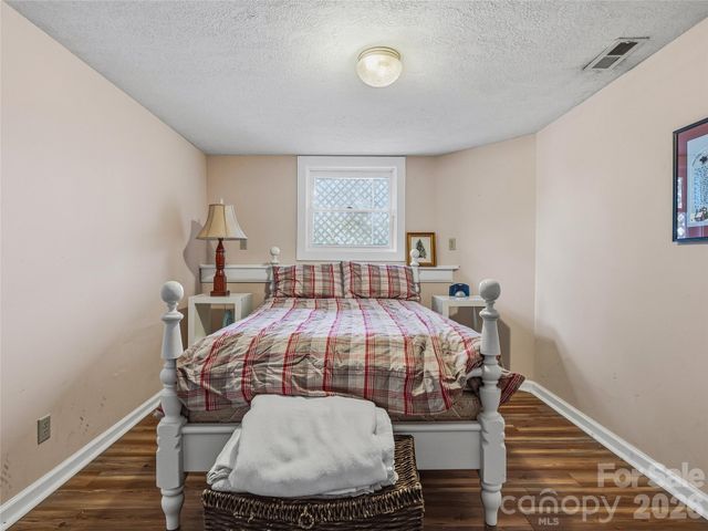 3 Perrion Avenue, Weaverville, NC 28787