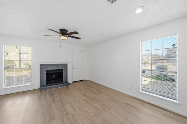 112 Brookside Drive, Duncanville, TX 75137