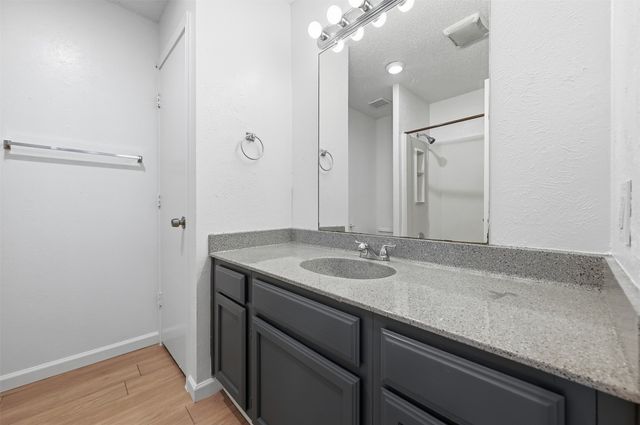 112 Brookside Drive, Duncanville, TX 75137