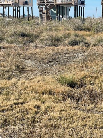 1119 Faggard S Slip, Gilchrist, TX 77617