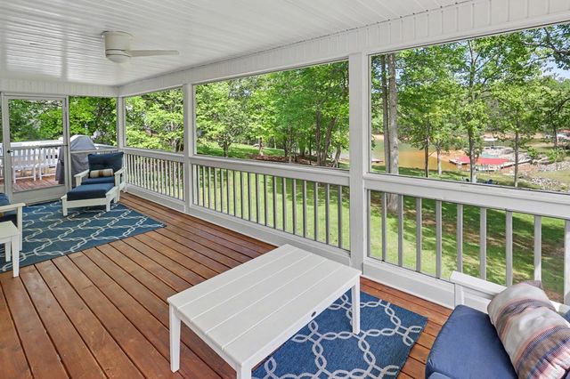 136 Madison Avenue, Blairsville, GA 30512