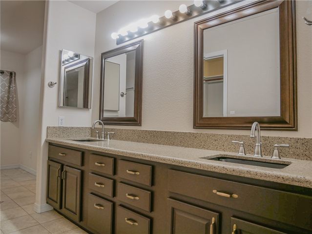 2575 Triangle S Street, Kingman, AZ 86401