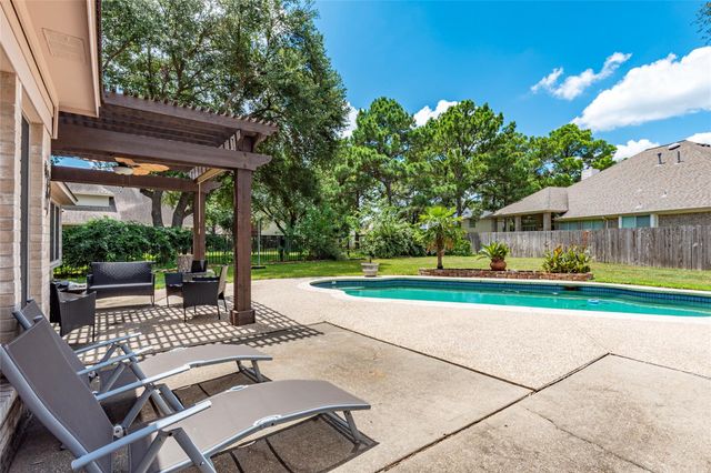 9303 Rush Mill Court, Houston, TX 77095
