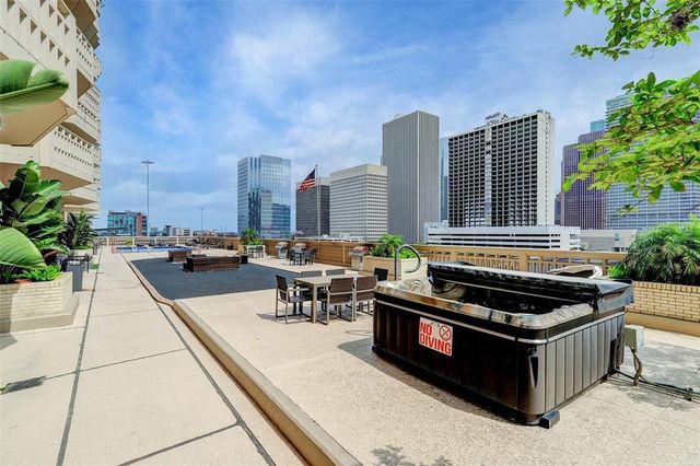 2016 Main Street 2204, Houston, TX 77002