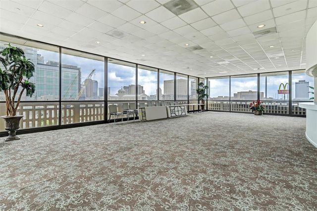 2016 Main Street 2204, Houston, TX 77002