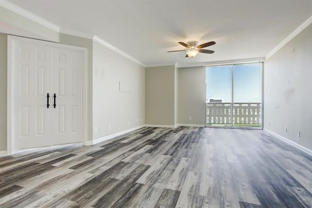 2016 Main Street 2204, Houston, TX 77002