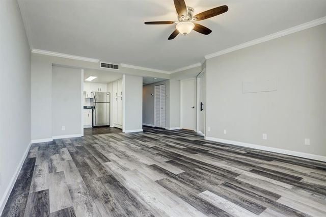 2016 Main Street 2204, Houston, TX 77002