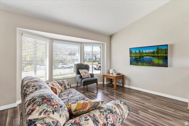 6085 S PARK WOOD DR, Kearns, UT 84118