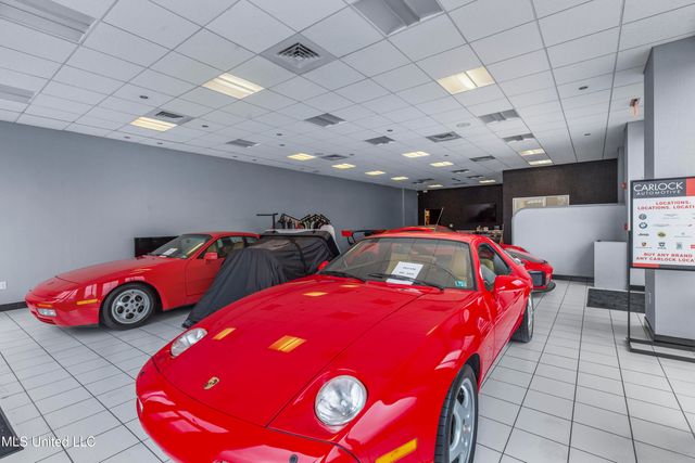 5385 N I 55 Street, Jackson, MS 39206