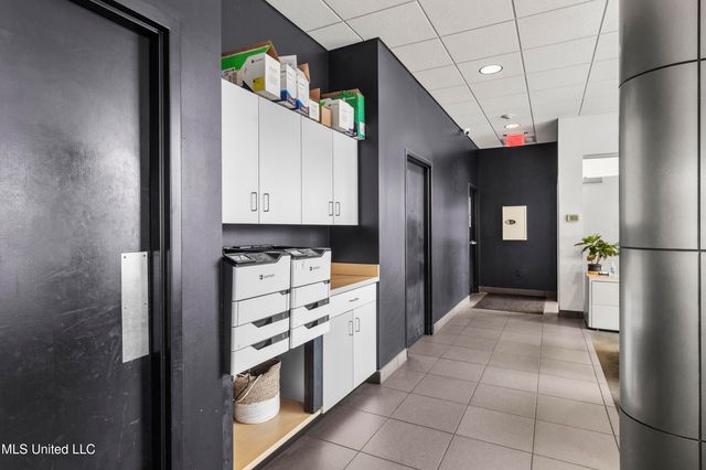 5385 N I 55 Street, Jackson, MS 39206