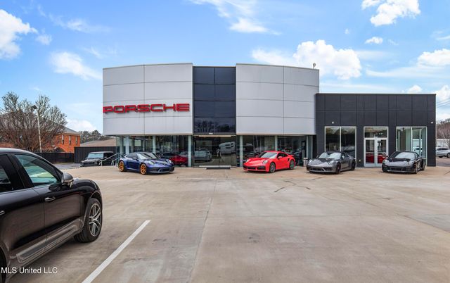 5385 N I 55 Street, Jackson, MS 39206