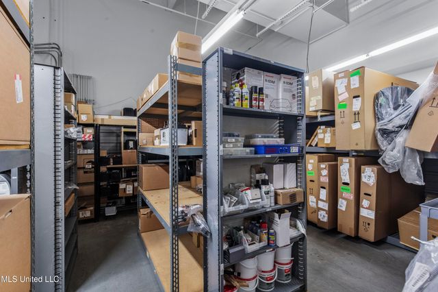 5385 N I 55 Street, Jackson, MS 39206