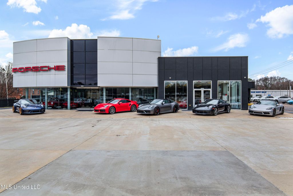 5385 N I 55 Street, Jackson, MS 39206