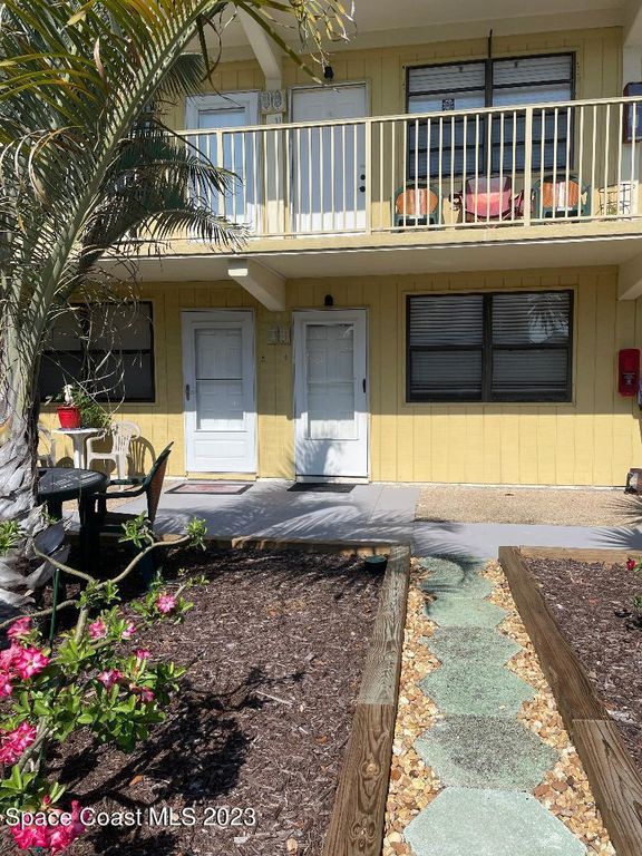 6855 Poinsetta Avenue 15, Cape Canaveral, FL 32920