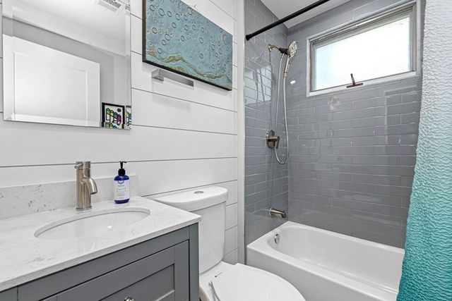 10 Grant St 2, Somerville, MA 02145
