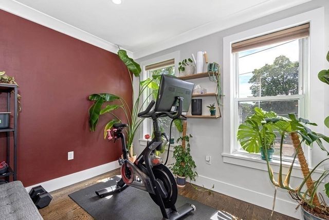 10 Grant St 2, Somerville, MA 02145