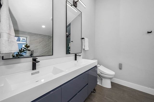 10 Grant St 2, Somerville, MA 02145
