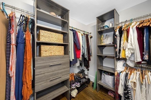 10 Grant St 2, Somerville, MA 02145