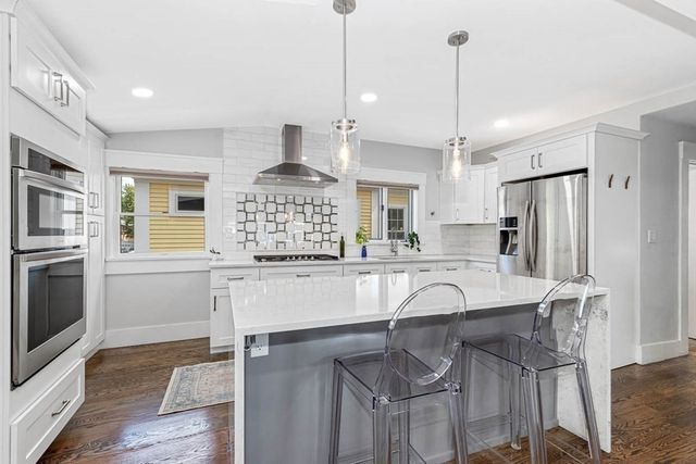 10 Grant St 2, Somerville, MA 02145