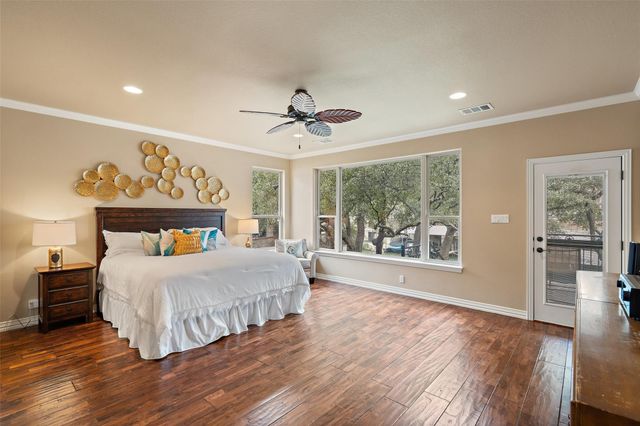 118 Bridgepoint DR, Kingsland, TX 78639