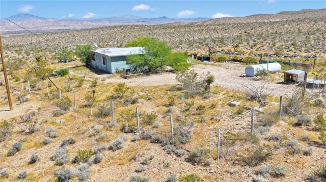 6909 Camp Rock, Lucerne Valley, CA 92356