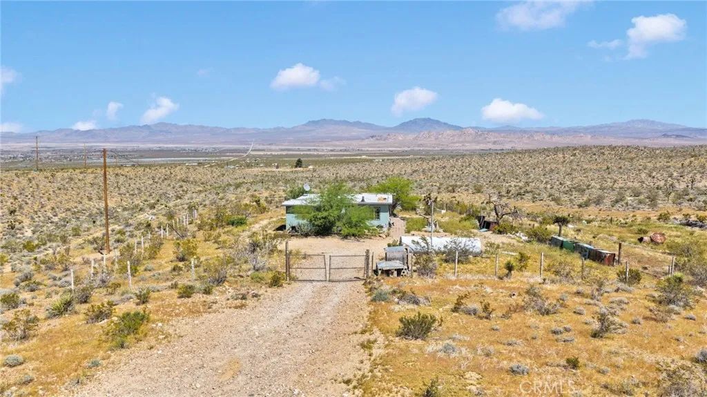 6909 Camp Rock, Lucerne Valley, CA 92356