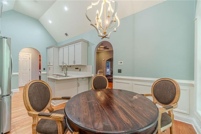 1617 Holly Ridge Drive, Loganville, GA 30052