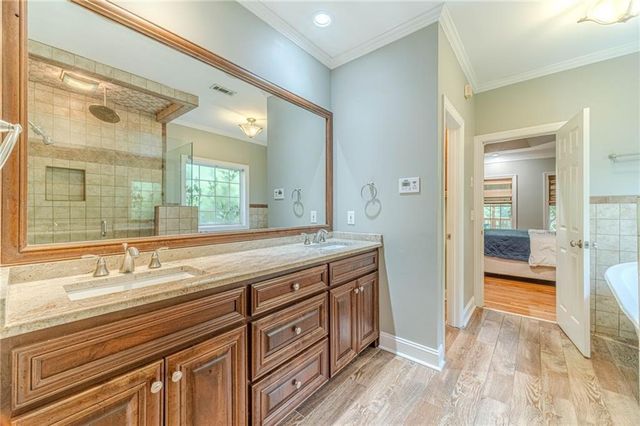 1617 Holly Ridge Drive, Loganville, GA 30052