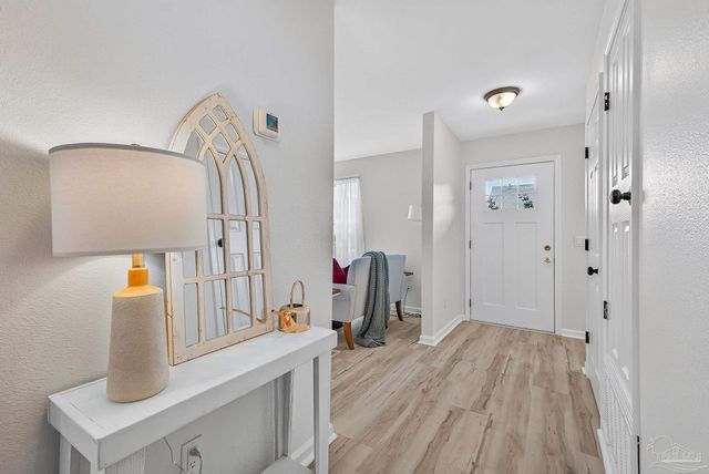 7150 Heather Oaks Dr, Pensacola, FL 32506