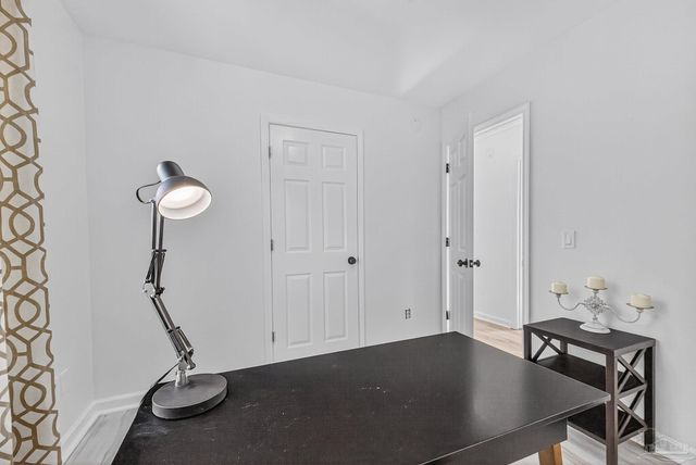 7150 Heather Oaks Dr, Pensacola, FL 32506