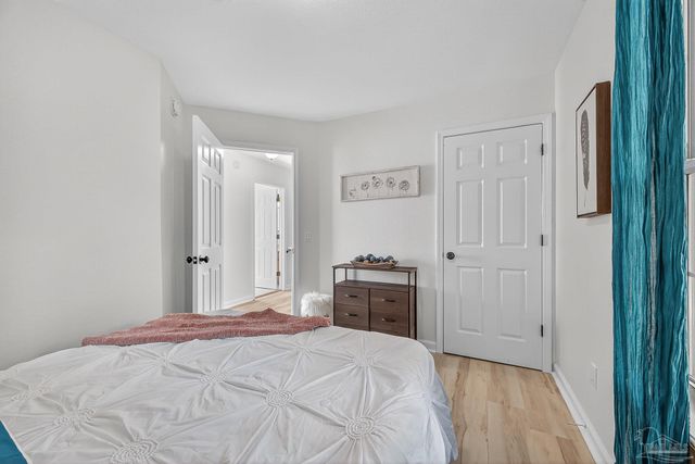 7150 Heather Oaks Dr, Pensacola, FL 32506