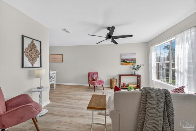 7150 Heather Oaks Dr, Pensacola, FL 32506