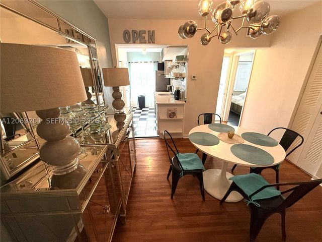 915 8th St 102, Miami Beach, FL 33139