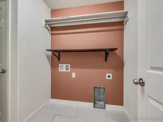 10536 N 117th East Avenue, Owasso, OK 74055