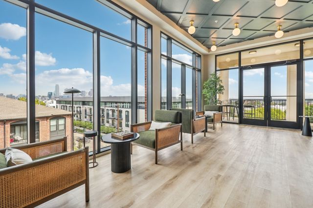 405 N Ewing Avenue 309, Dallas, TX 75203