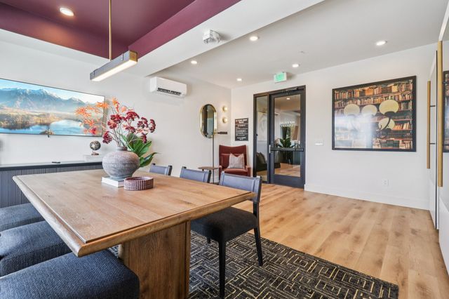 405 N Ewing Avenue 309, Dallas, TX 75203