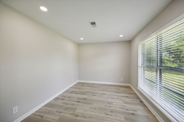 17574 State Highway 56, Southmayd, TX 75092