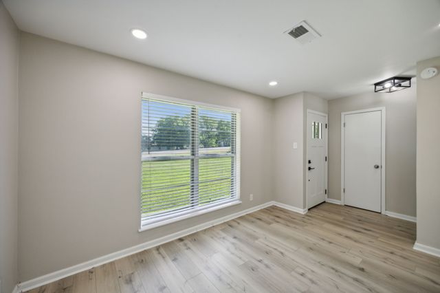 17574 State Highway 56, Southmayd, TX 75092