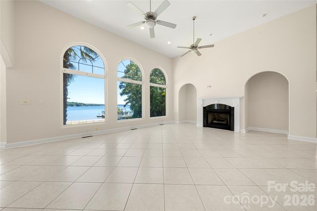 5100 Lake Wylie Road, Lake Wylie, SC 29710