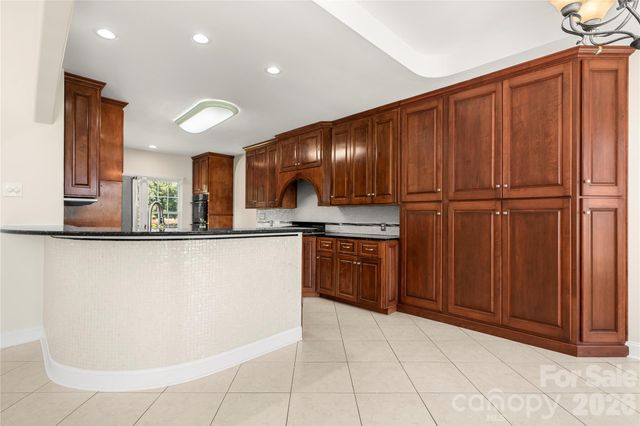5100 Lake Wylie Road, Lake Wylie, SC 29710