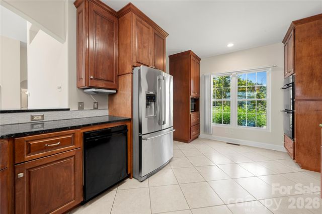 5100 Lake Wylie Road, Lake Wylie, SC 29710