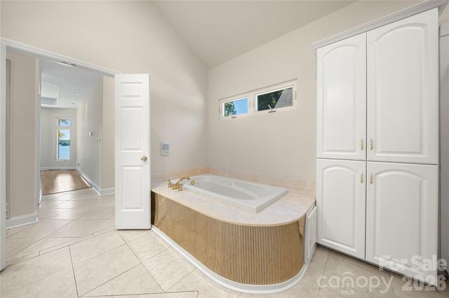 5100 Lake Wylie Road, Lake Wylie, SC 29710